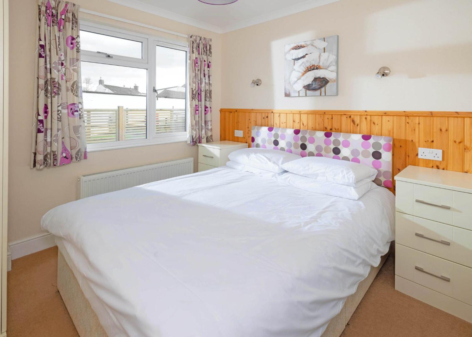 Meadow Lakes Holiday Park Hotel St Austell Room photo