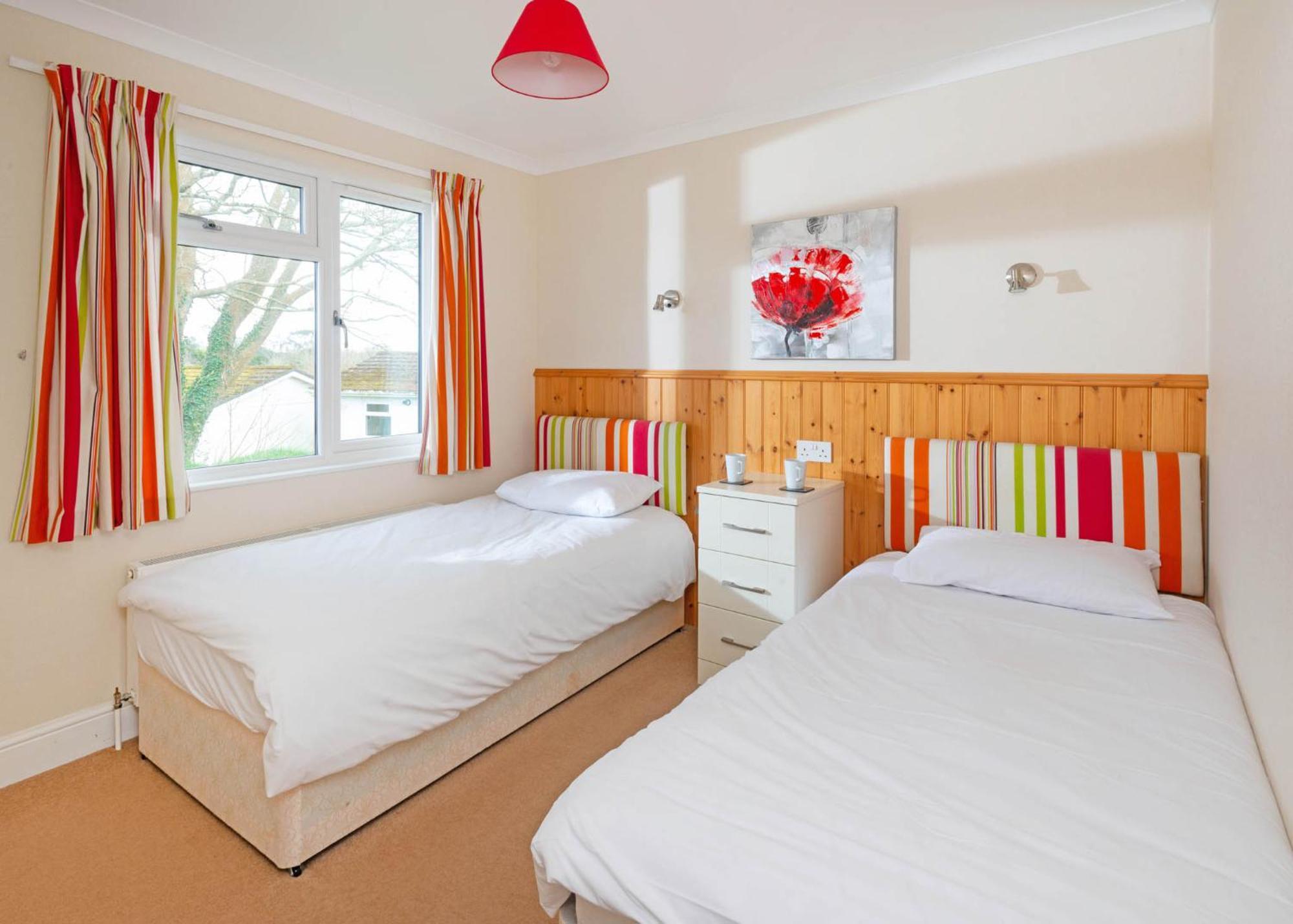 Meadow Lakes Holiday Park Hotel St Austell Room photo