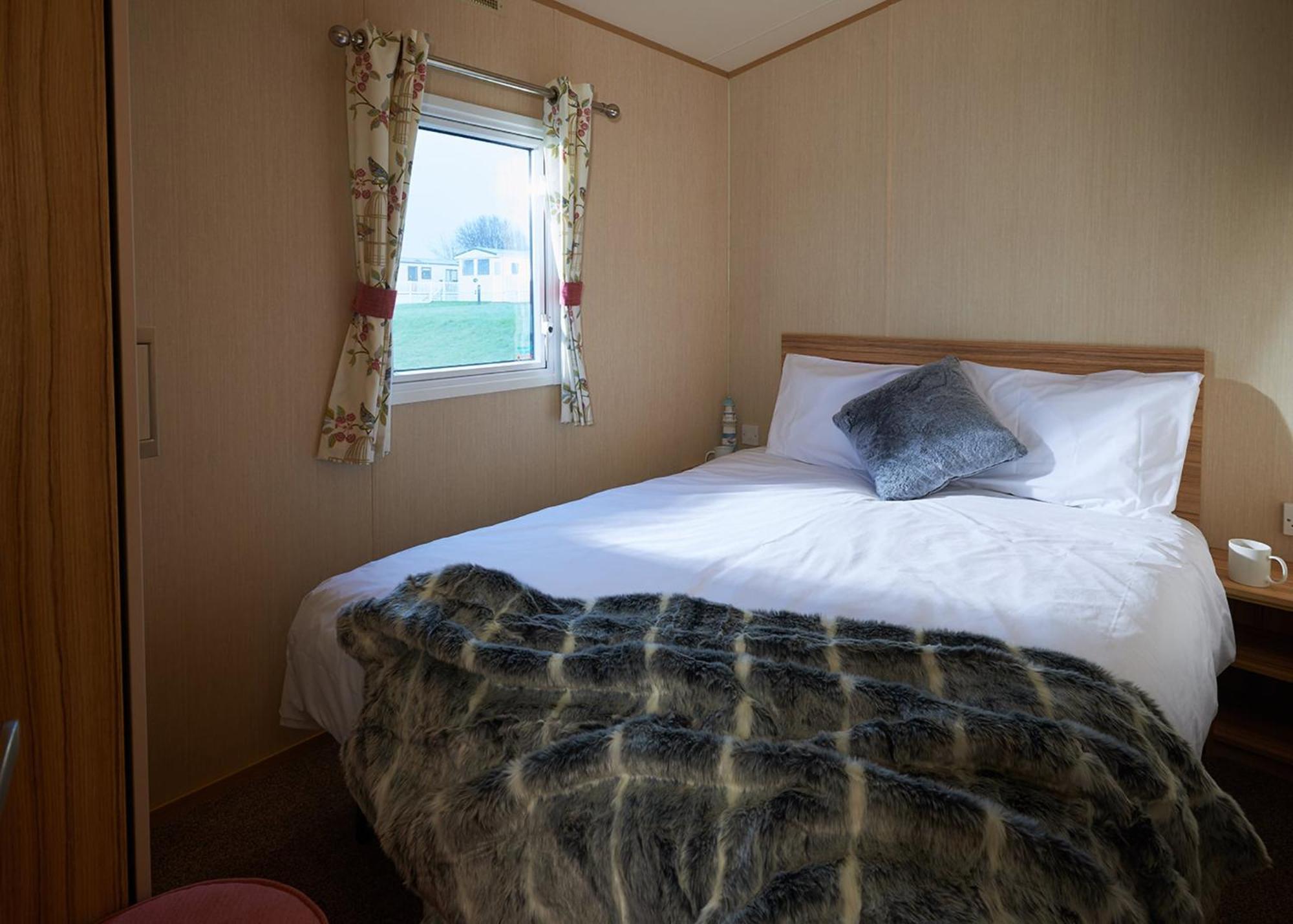 Meadow Lakes Holiday Park Hotel St Austell Room photo