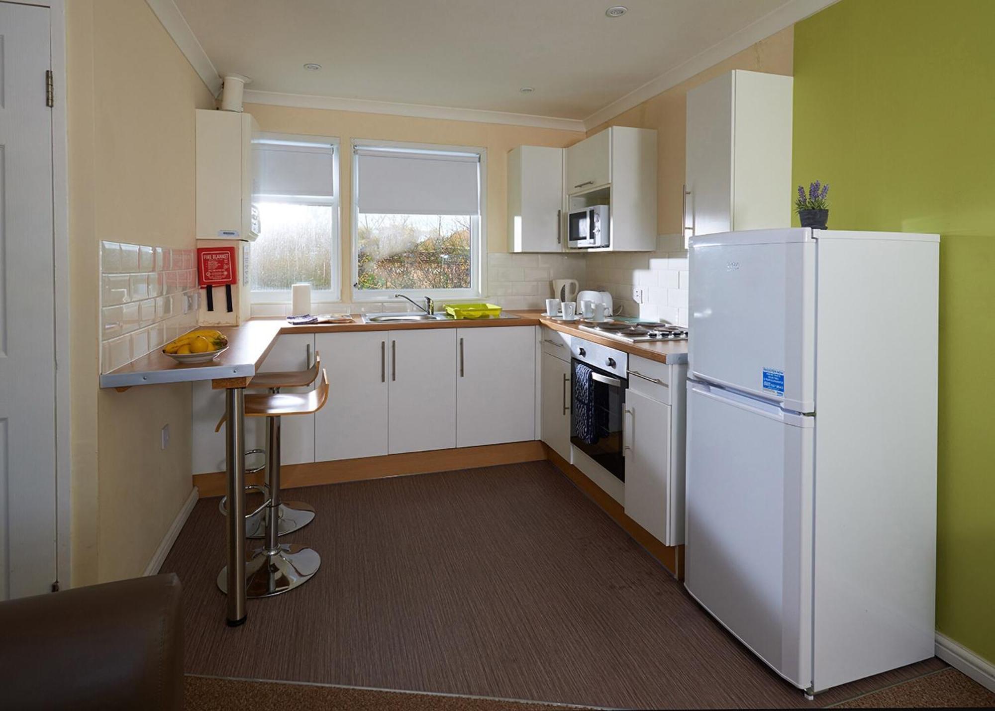 Meadow Lakes Holiday Park Hotel St Austell Room photo